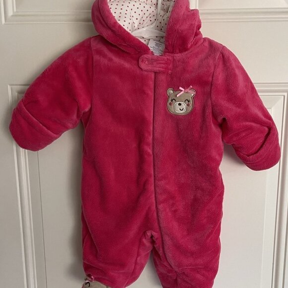 GIRL'S Size 0 To 3 Months One Piece Pink Plush Snow Suit W/ Little Ears Bunting - Picture 1 of 7